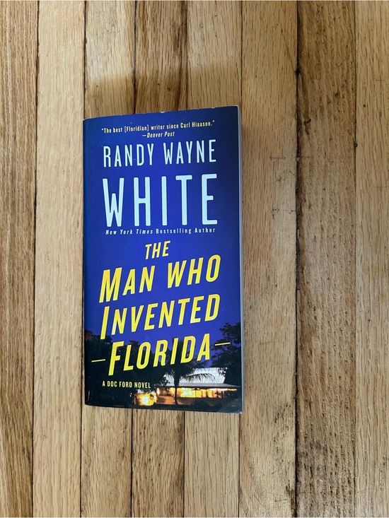St. Martin’s Paperback Other - The Man Who Invented Florida - Blue Paperback